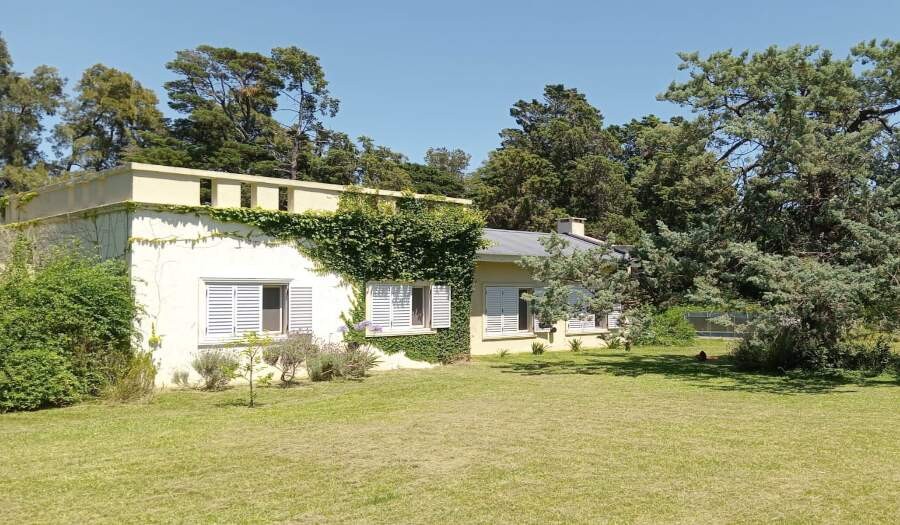 Alquiler casaquinta con piscina en Loma Verde