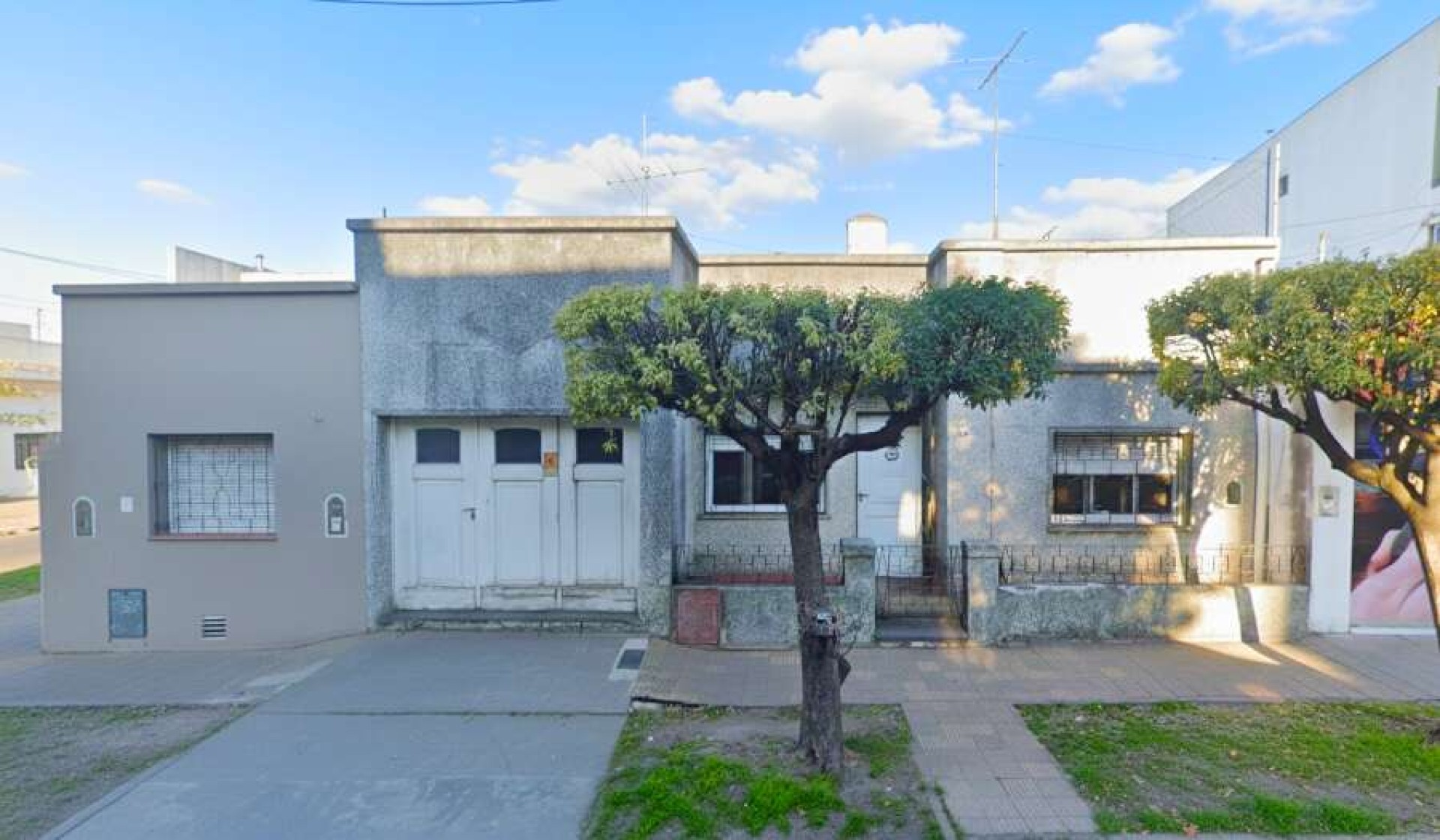 casa-venta-avenida-25-mayo-escobar-inversion