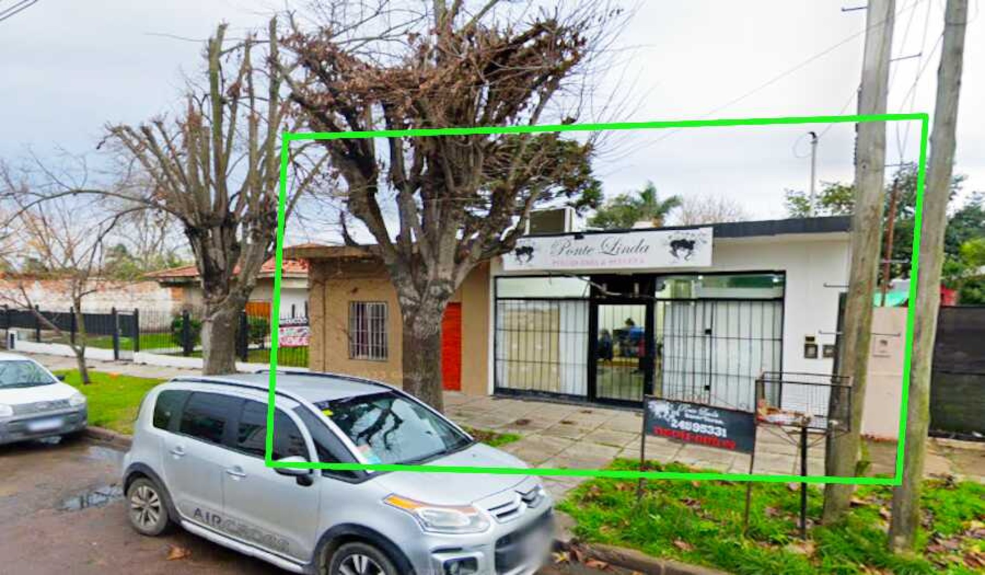 2 Locales con vivienda en Barrio Luchetti Escobar